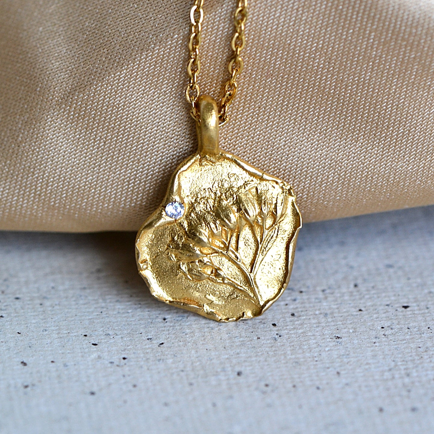 Wildflowers Necklace with Cubic Zirconia