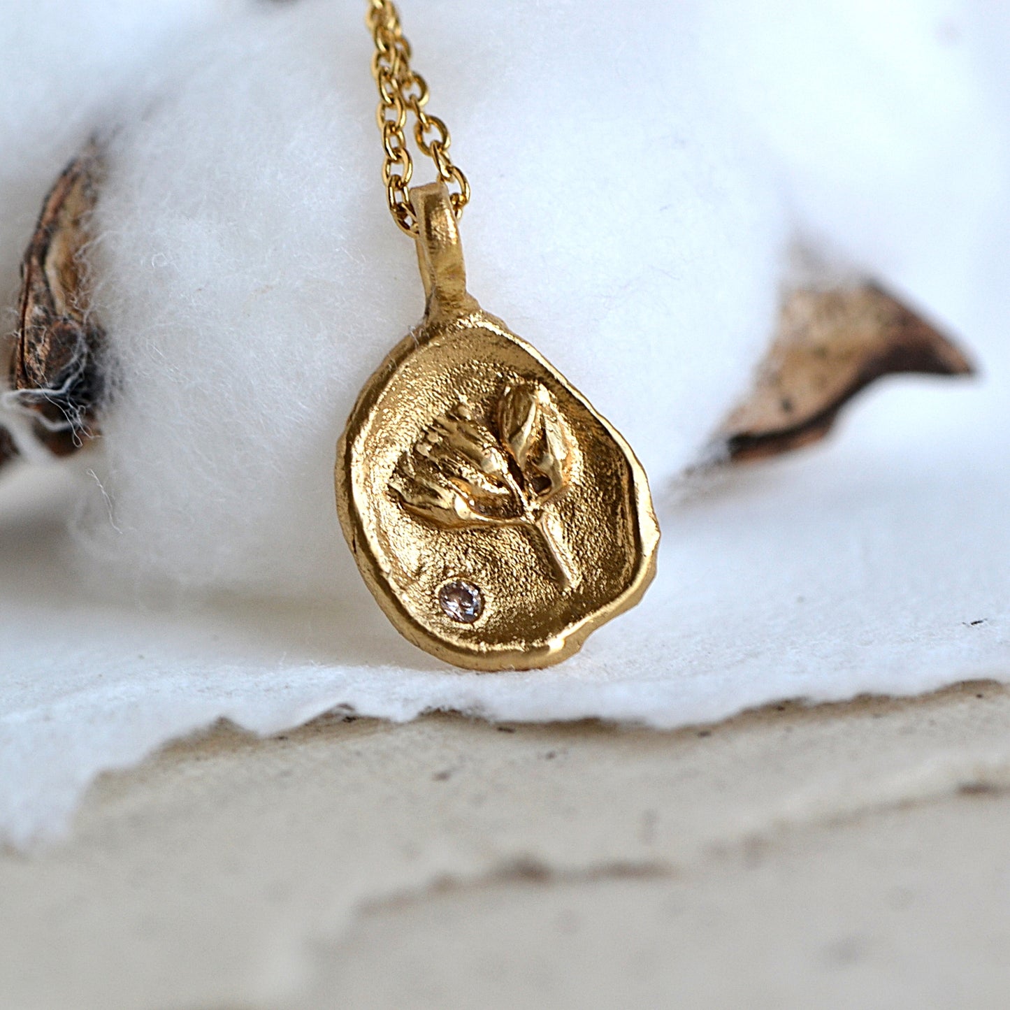 Necklace with Plant and Cubic Zirconia