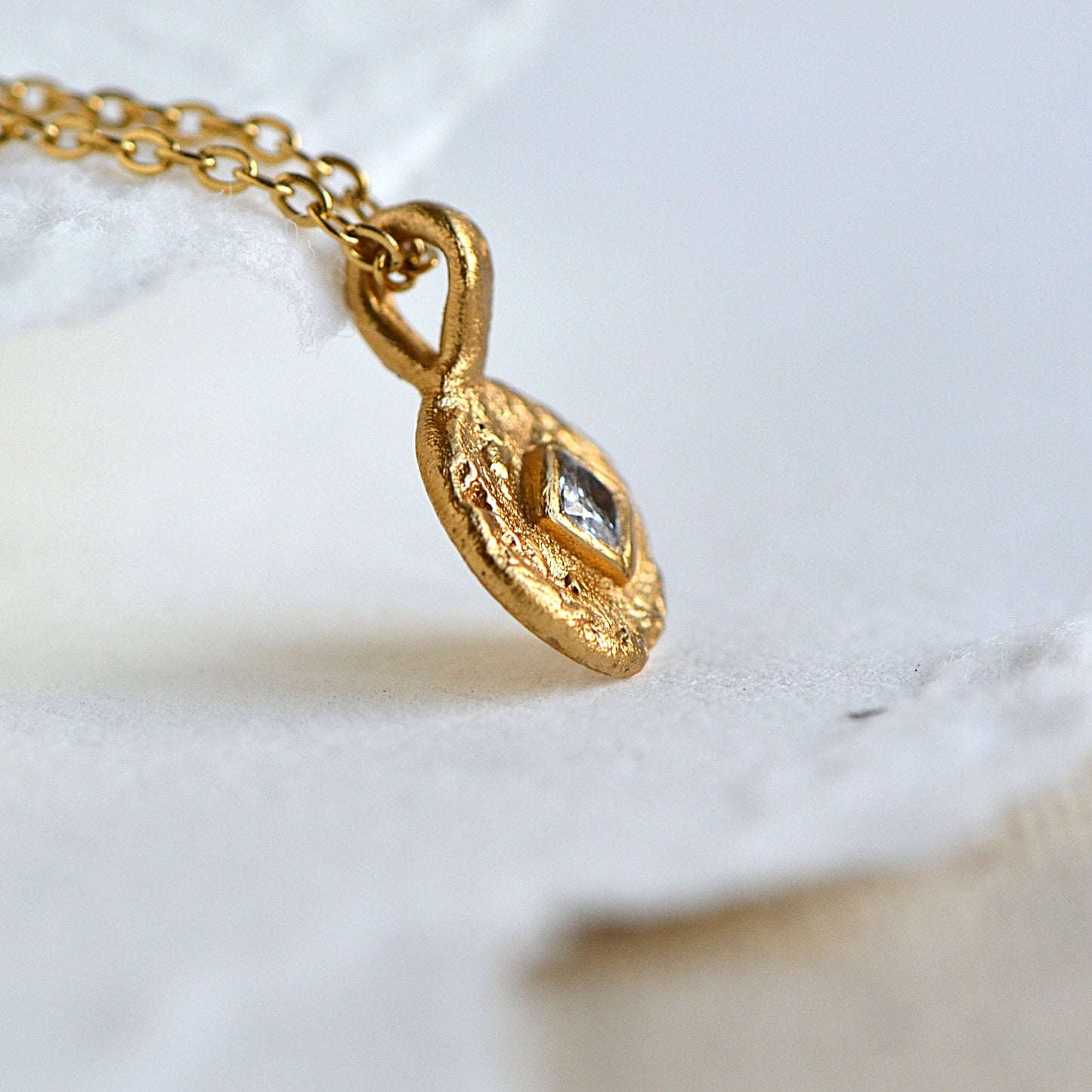 Necklace with square zircon