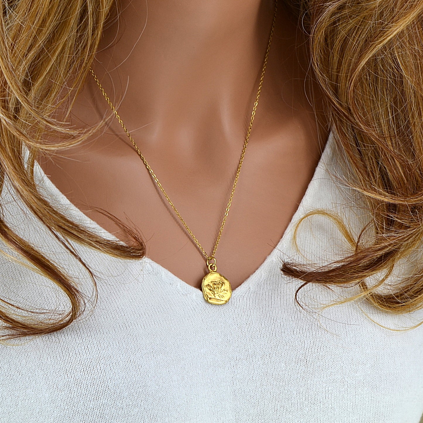 Plant Bud Necklace
