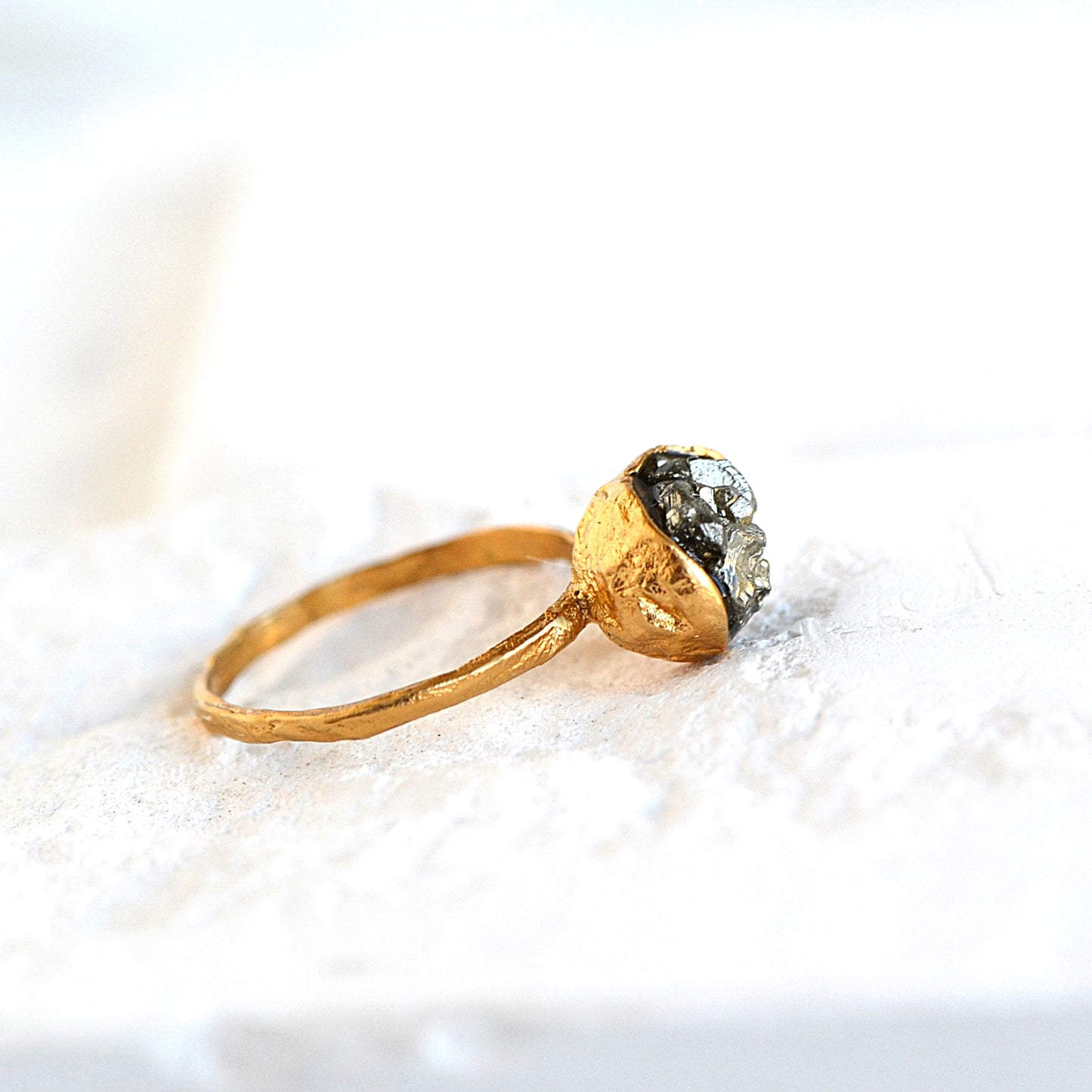 Pierścionek z Pirytem