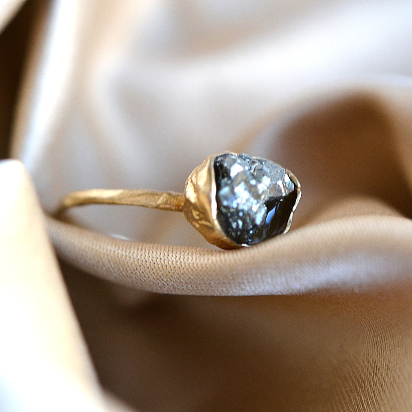 Pierścionek z Pirytem