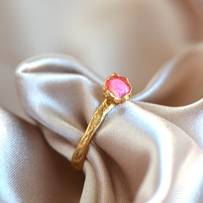 Pierścionek z Różowym Opalem