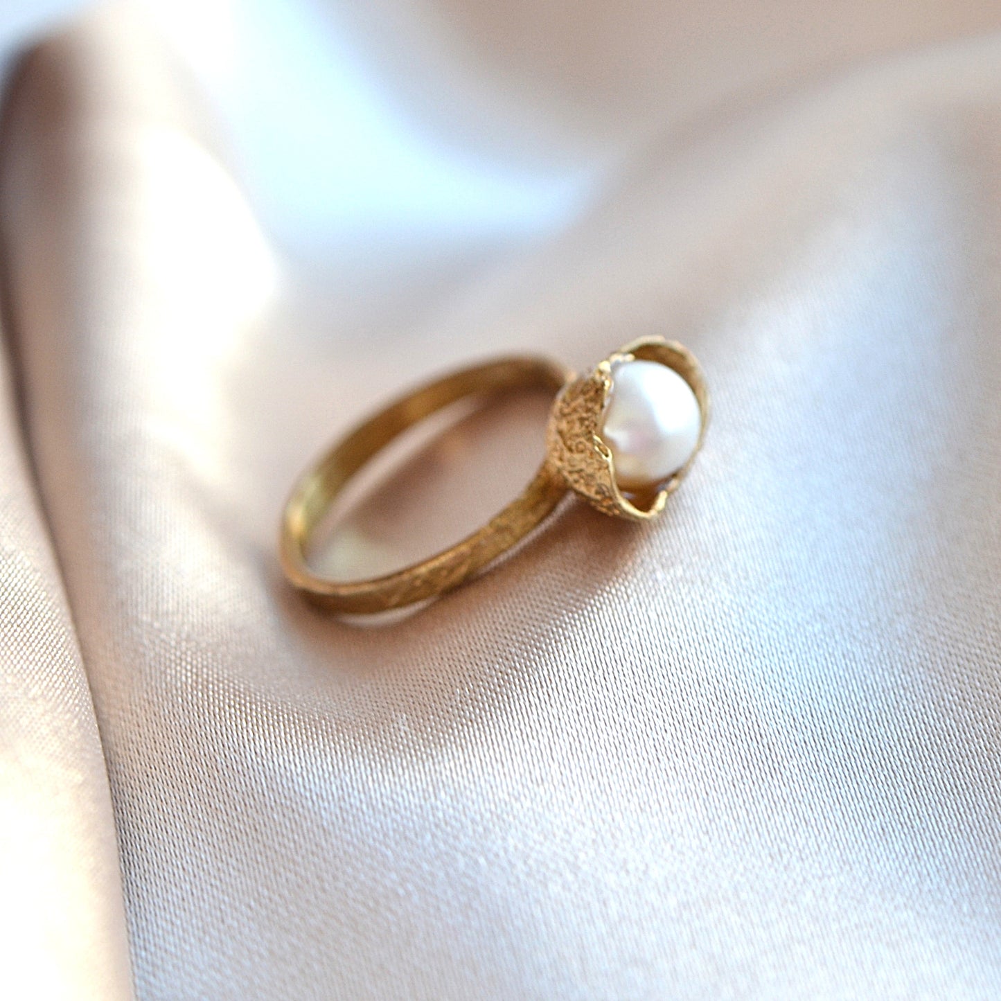 Pierścionek z Małą Perłą