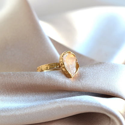 Pierścionek z Różowym Kwarcem
