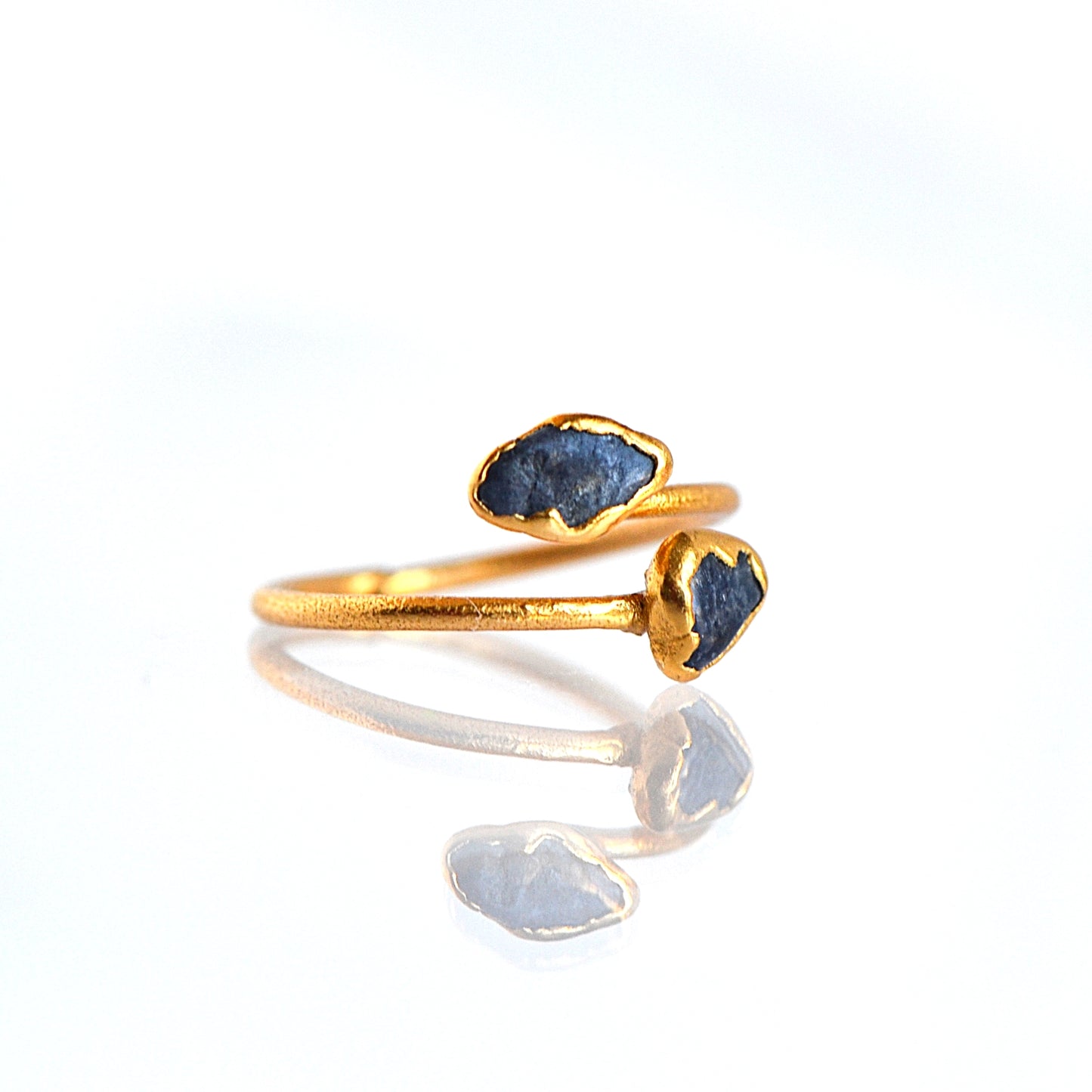 Regulowany Pierścionek z Czarnym Turmalinem