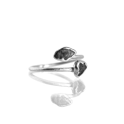 Regulowany Pierścionek z Czarnym Turmalinem