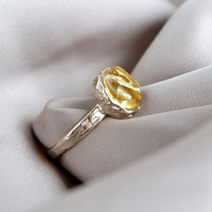 Pierścionek z Kwarcem Dymnym