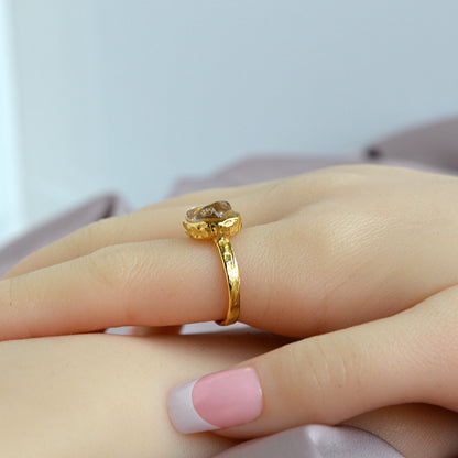 Pierścionek z Kwarcem Dymnym