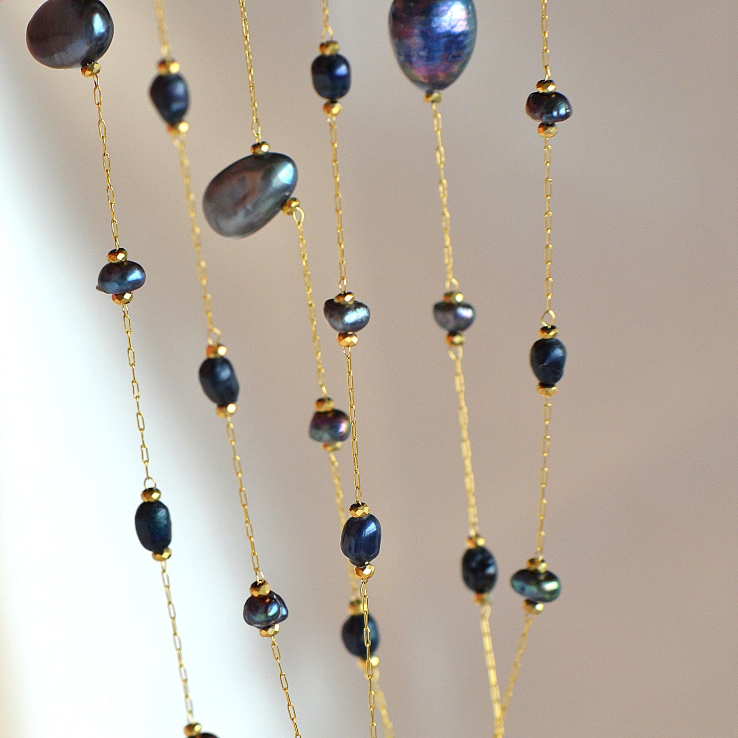 Naszyjnik z Czarnymi Perłami - Wielofunkcyjny