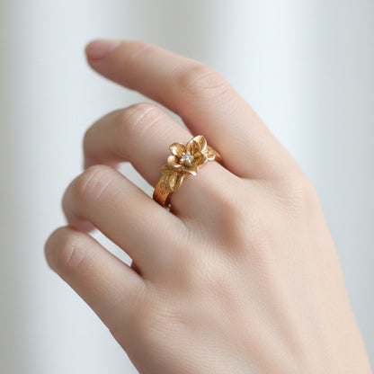 Pierścionek z Kwiatkiem