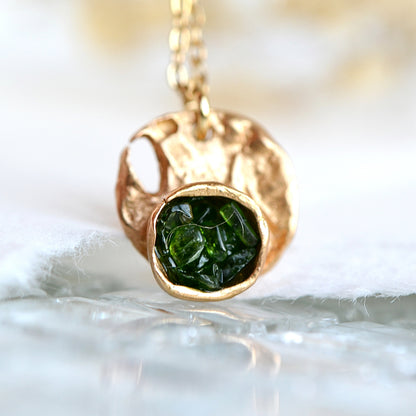 Naszyjnik z Zielonym Diopsydem
