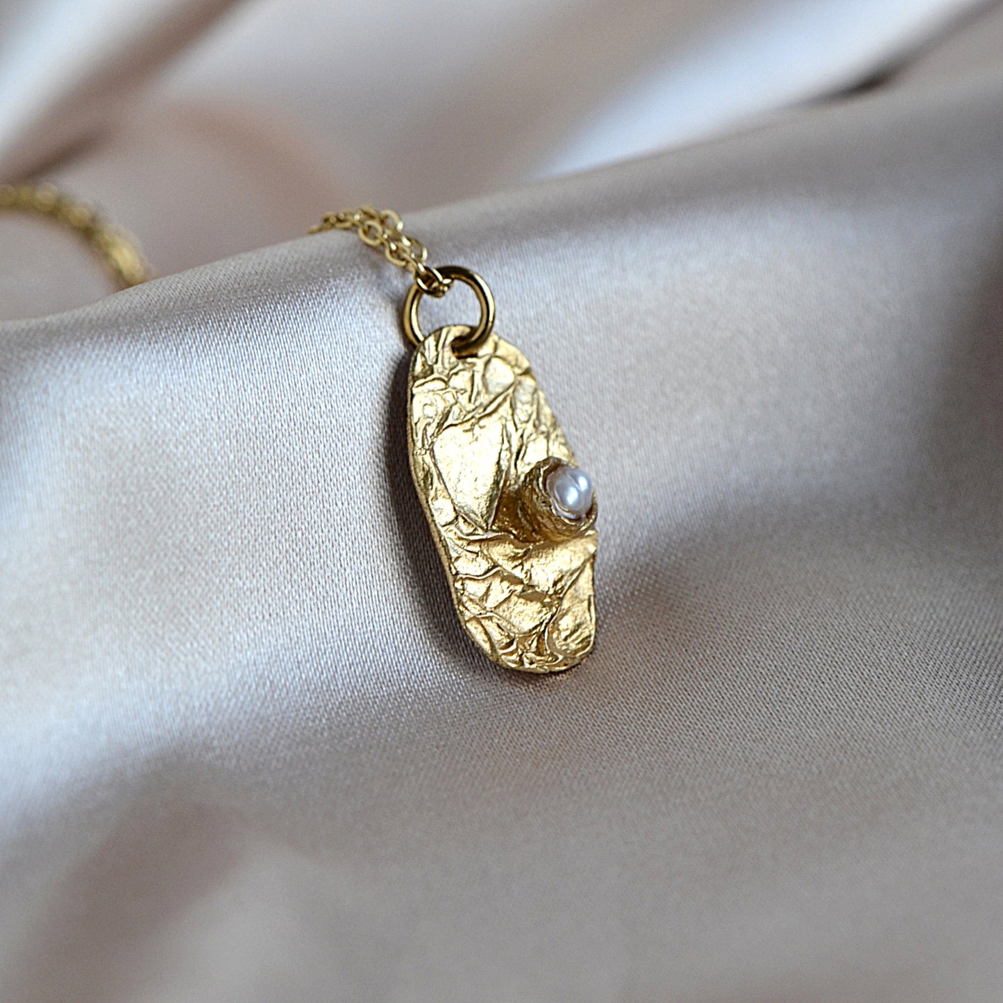 Gold Necklace with Natural Pearl and Paper Texture