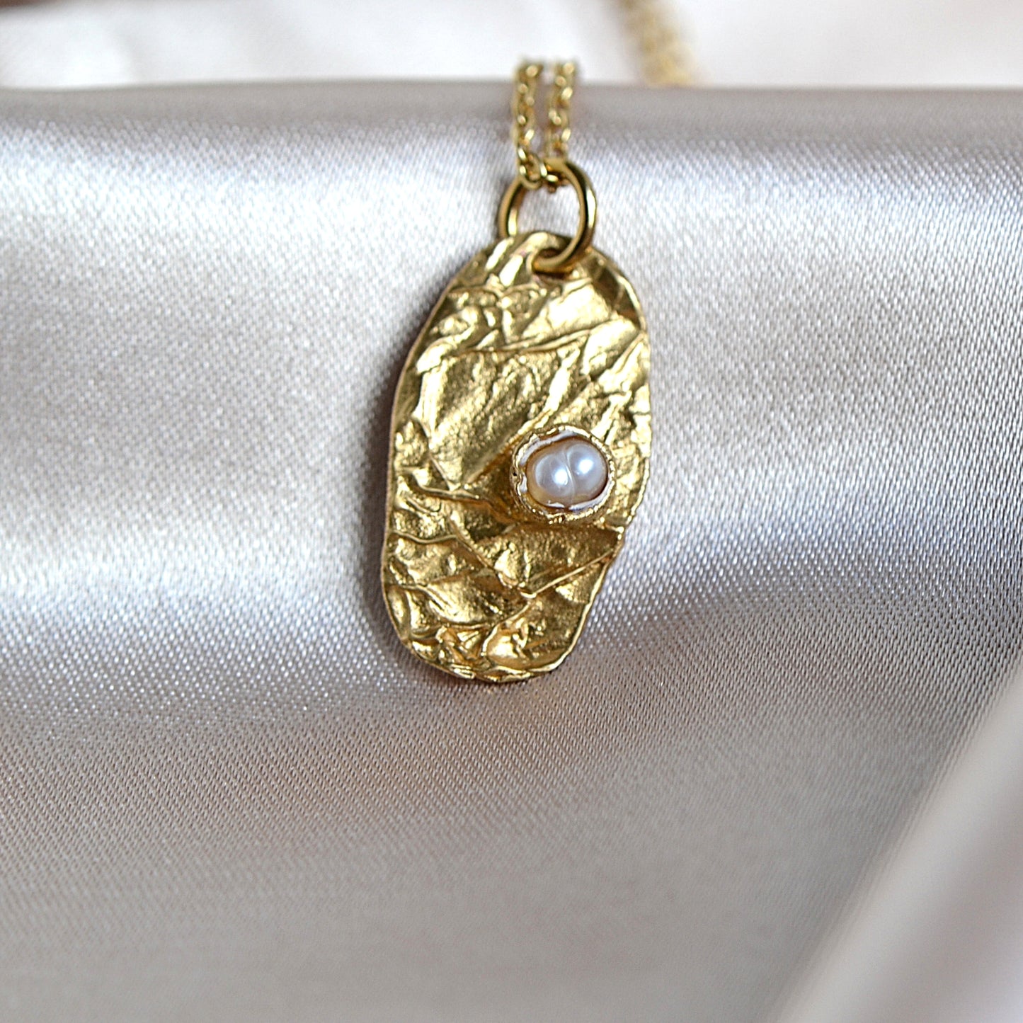 Gold Necklace with Natural Pearl and Paper Texture