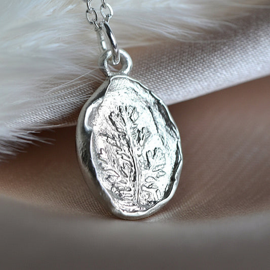 Naszyjnik z Gałązką