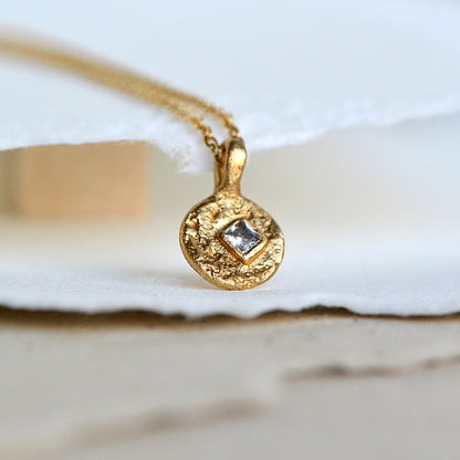 naszyjnik złoty z cyrkonia