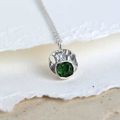 Naszyjnik z Zielonym Diopsydem