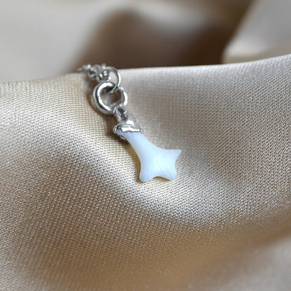 Naszyjnik z Naturalnym Białym Koralem