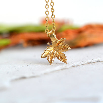 Naszyjnik z Listkiem Klonu