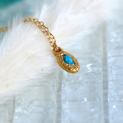 Naszyjnik z Błękitnym Opalem