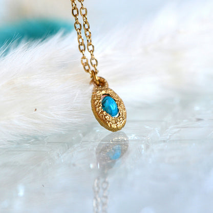 Naszyjnik z Błękitnym Opalem